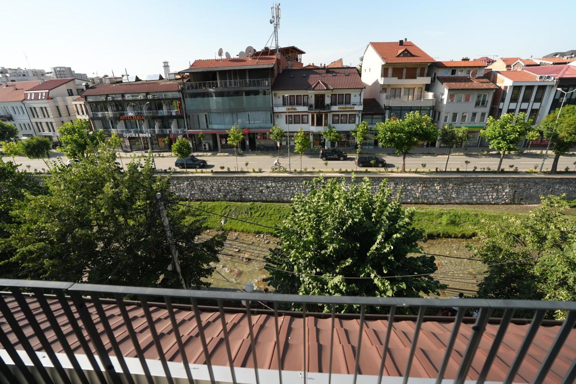 Biond Hotel Prizren Exterior foto